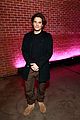 john-mayer-stops-show-for-fan