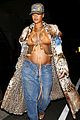 rihanna-bares