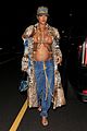 rihanna-bares