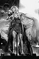 carrie-underwood-grammy-performance-2022
