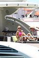chrisley-boat