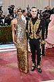 moschino-met-stars