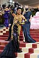 moschino-met-stars