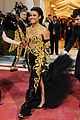 moschino-met-stars
