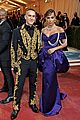 moschino-met-stars