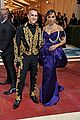 moschino-met-stars