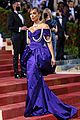 moschino-met-stars