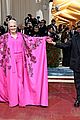 sebastian-stan-glenn-close-met-2022