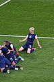 us-soccer-team-obtains-equal-pay