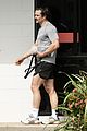 orlando-bloom-grabs-groceries-gym