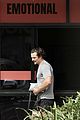 orlando-bloom-grabs-groceries-gym