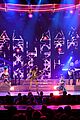 six-tonys