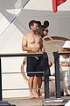 maguire-shirtless