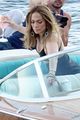 jlo-cap-boat