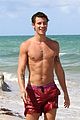 mendes-beachbday