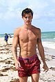 mendes-beachbday