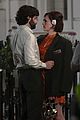 penn-badgley-kissing-scene-carlotte-ritchie