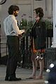 penn-badgley-kissing-scene-carlotte-ritchie