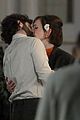 penn-badgley-kissing-scene-carlotte-ritchie