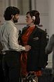 penn-badgley-kissing-scene-carlotte-ritchie