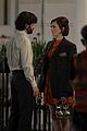 penn-badgley-kissing-scene-carlotte-ritchie