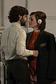 penn-badgley-kissing-scene-carlotte-ritchie