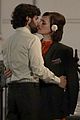 penn-badgley-kissing-scene-carlotte-ritchie