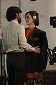penn-badgley-kissing-scene-carlotte-ritchie