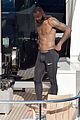 lebron-shirtless