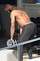lebron-shirtless
