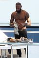lebron-shirtless