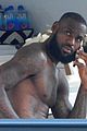 lebron-shirtless