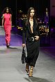 versaceshow-milan