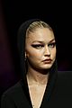 versaceshow-milan