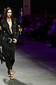 versaceshow-milan