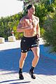 logan-shirtlessrun2
