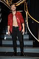 derek-shirtless