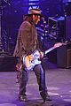 johnny-performs