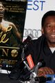 pele-hospitalized2