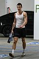 shawn-arms