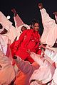 rihanna-fullhalf