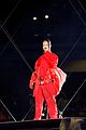 rihanna-fullhalf