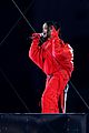 rihanna-fullhalf