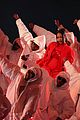 rihanna-fullhalf