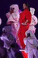 rihanna-fullhalf