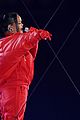 rihanna-fullhalf