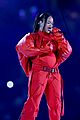 rihanna-outfit-super-bowl