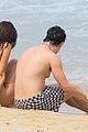 yungblud-beach