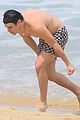 yungblud-beach