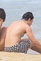 yungblud-beach